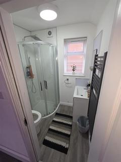 4 bedroom terraced house to rent, Metchley Lane, Birmingham