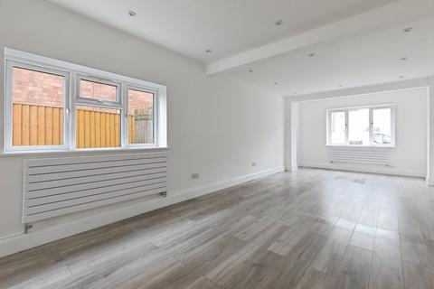 4 bedroom semi-detached house for sale, Poultney Road, Coventry CV6