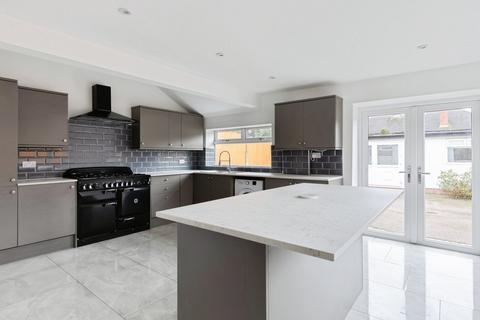 4 bedroom semi-detached house for sale, Poultney Road, Coventry CV6