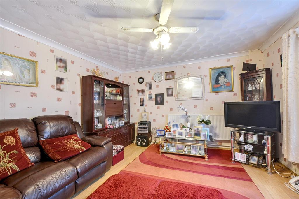 Lounge 4.jpeg