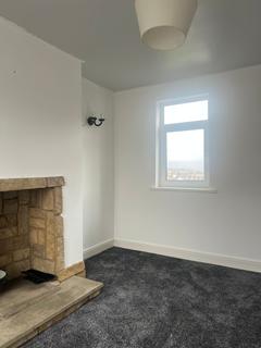 undefined, Winget Avenue, Huddersfield HD4