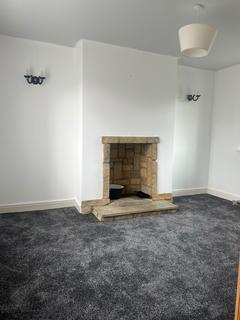 undefined, Winget Avenue, Huddersfield HD4