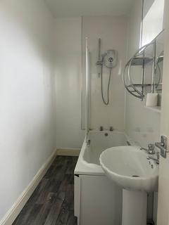 undefined, Winget Avenue, Huddersfield HD4
