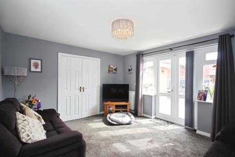 4 bedroom end of terrace house for sale, Banquo Approach, Heathcote, Warwick