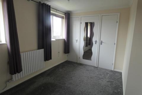 1 bedroom flat for sale, 17 Westminster DriveStrettonBurton On TrentStaffs