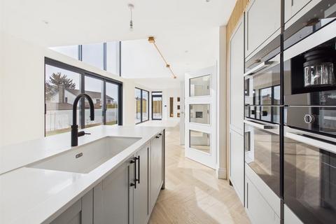 4 bedroom detached house for sale, Exclusive Gated Development Out West