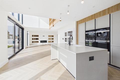 4 bedroom detached house for sale, Exclusive Gated Development Out West
