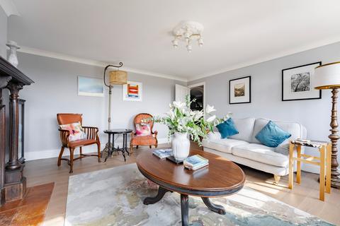 6 bedroom detached house for sale, The Street, Hindolveston