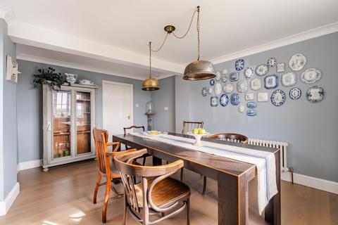 6 bedroom detached house for sale, The Street, Hindolveston