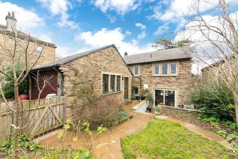 Broadbent Croft, Honley, HD9