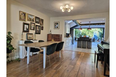undefined, Framfield Road, London, W7