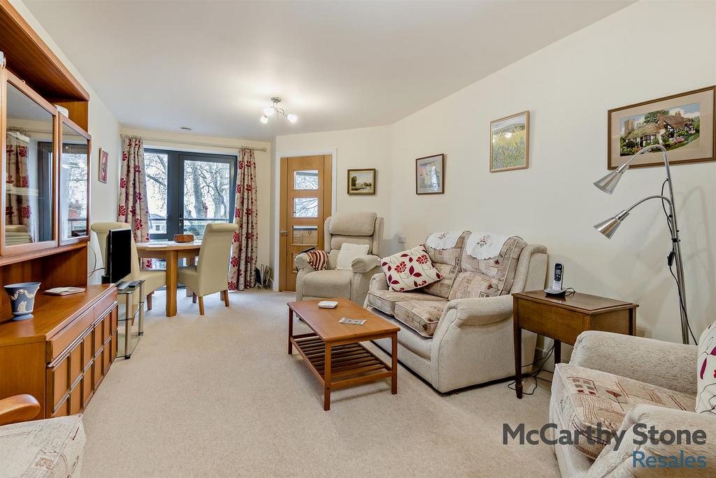 8673229-interior02-800.jpg