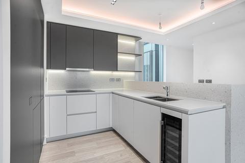 2 bedroom apartment for sale, Bollinder Place, Carrara Tower, EC1V
