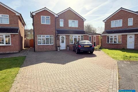 Griffiths Close, Yarm TS15 9TZ