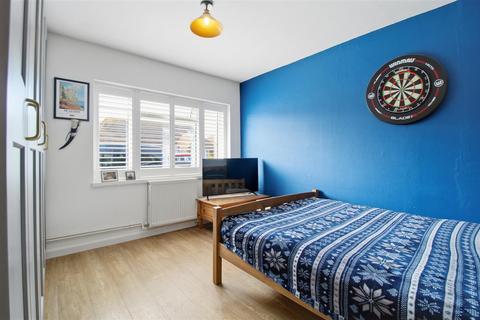 2 bedroom semi-detached bungalow for sale, Chyngton Avenue, Seaford