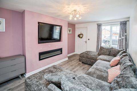 4 bedroom semi-detached house for sale, Llys Curig, Flint, CH6