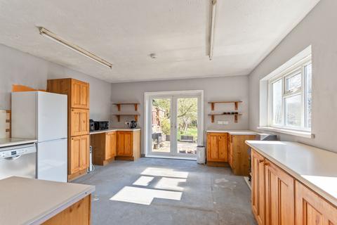 3 bedroom semi-detached house for sale, Liswerry Road, Newport, NP19