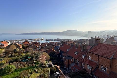 3 bedroom terraced house for sale, Castle Crescent, Scarborough, YO11
