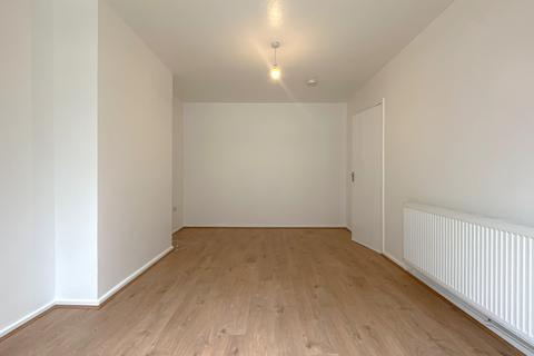 2 bedroom flat to rent, Worsley Bridge Road, London, SE26
