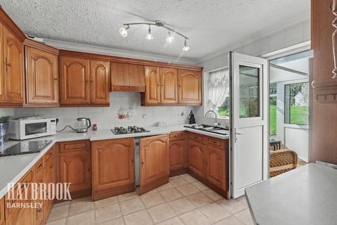 4 bedroom detached bungalow for sale, Burton Road, Monk Bretton