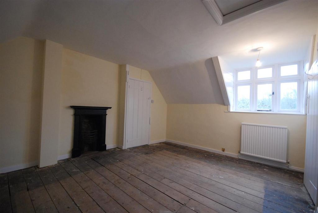 Bedroom 1.JPG