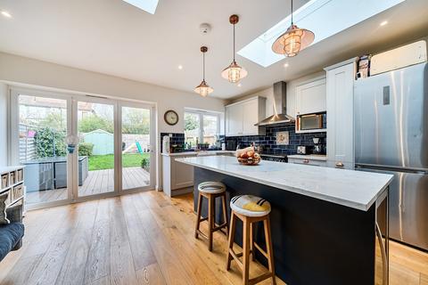 4 bedroom terraced house for sale, Consfield Avenue, New Malden, KT3