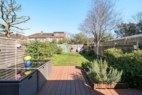 4 bedroom terraced house for sale, Consfield Avenue, New Malden, KT3
