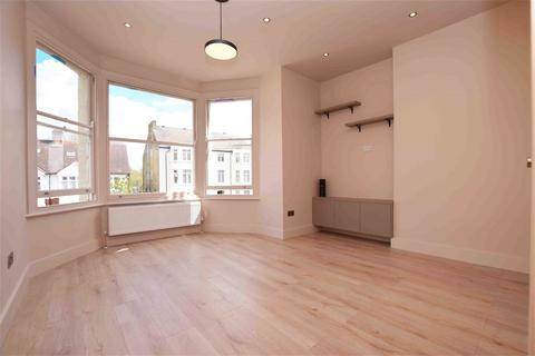 undefined, Glamorgan Road, Hampton Wick