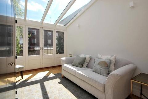 undefined, Cliveden Place, Sloane Square, Belgravia, SW1W