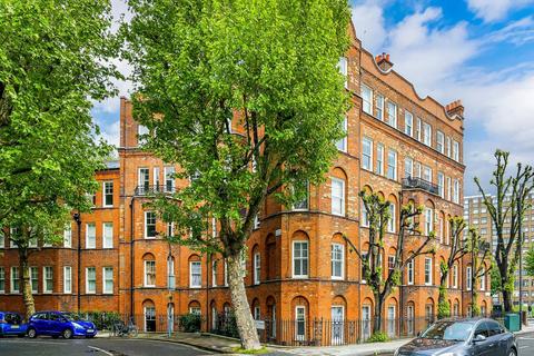 undefined, Beaumont Crescent, London W14