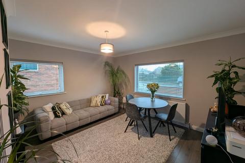 2 bedroom bungalow for sale, Speeton Avenue, Horton Bank Top, Bradford, BD7