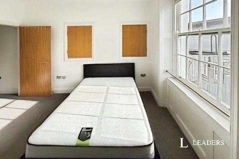 2 bedroom flat to rent, North Street, Brighton, East Sussex, BN1
