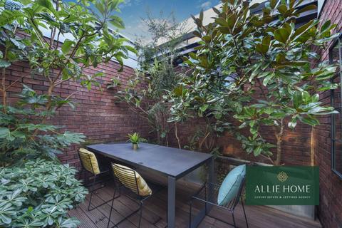 undefined, 90 Orchard Place, London E14