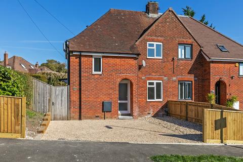 3 bedroom semi-detached house to rent, Battery Hill, Winchester, SO22