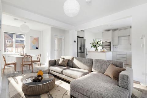 3 bedroom semi-detached house to rent, Battery Hill, Winchester, SO22
