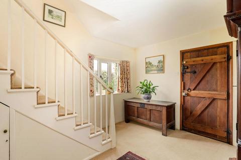3 bedroom cottage for sale, Brimpsfield, Gloucester