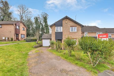 4 bedroom detached house for sale, Watermeadow Drive, Northampton, Northamptonshire, NN3