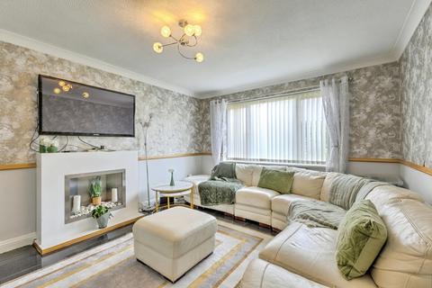 4 bedroom detached house for sale, Watermeadow Drive, Northampton, Northamptonshire, NN3