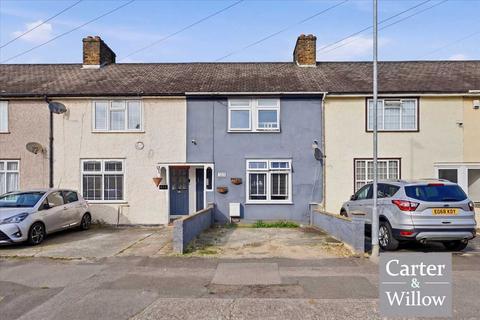3 bedroom terraced house for sale, Ilchester Road, Dagenham, Essex
