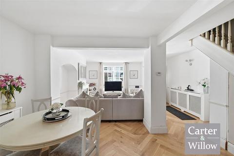 3 bedroom terraced house for sale, Ilchester Road, Dagenham, Essex