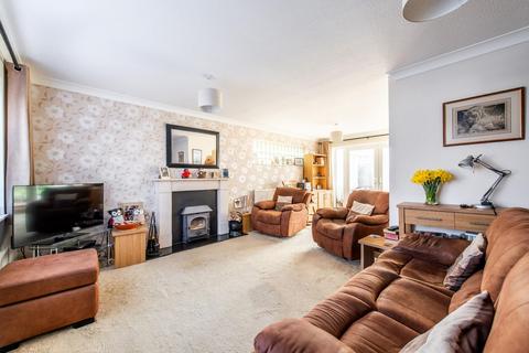 3 bedroom detached house for sale, Warwick gardens, Meopham