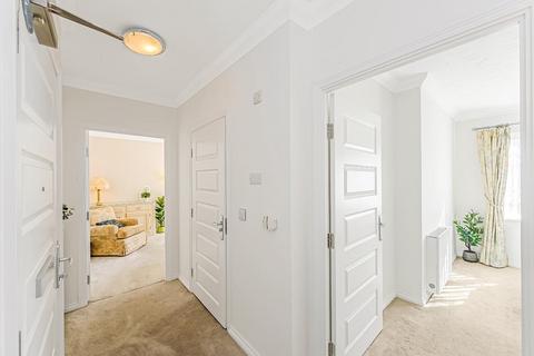 1 bedroom retirement property for sale, King Henry Lodge, Chingford