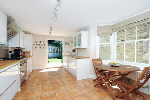 3 bedroom terraced house for sale, Earlsfield Road, London SW18