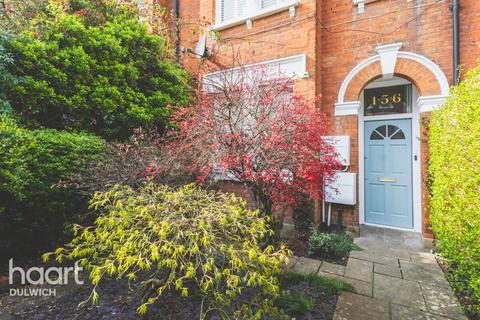 3 bedroom flat for sale, Dunstans Road, London