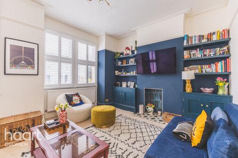 3 bedroom flat for sale, Dunstans Road, London