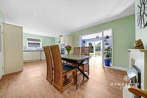 2 bedroom semi-detached bungalow for sale, Bourne Grove, Sittingbourne ME10