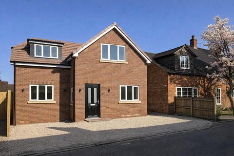 3 bedroom detached house for sale, The Hill, Winchmore Hill, Amersham, Buckinghamshire, HP7