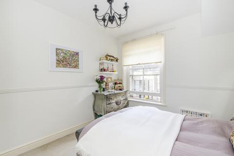 2 bedroom flat for sale, St. Luke's Avenue, London, SW4