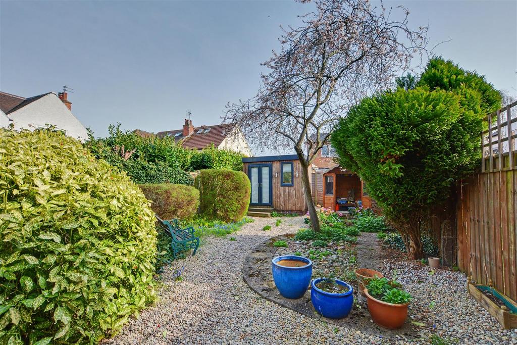 Garden 2.jpeg