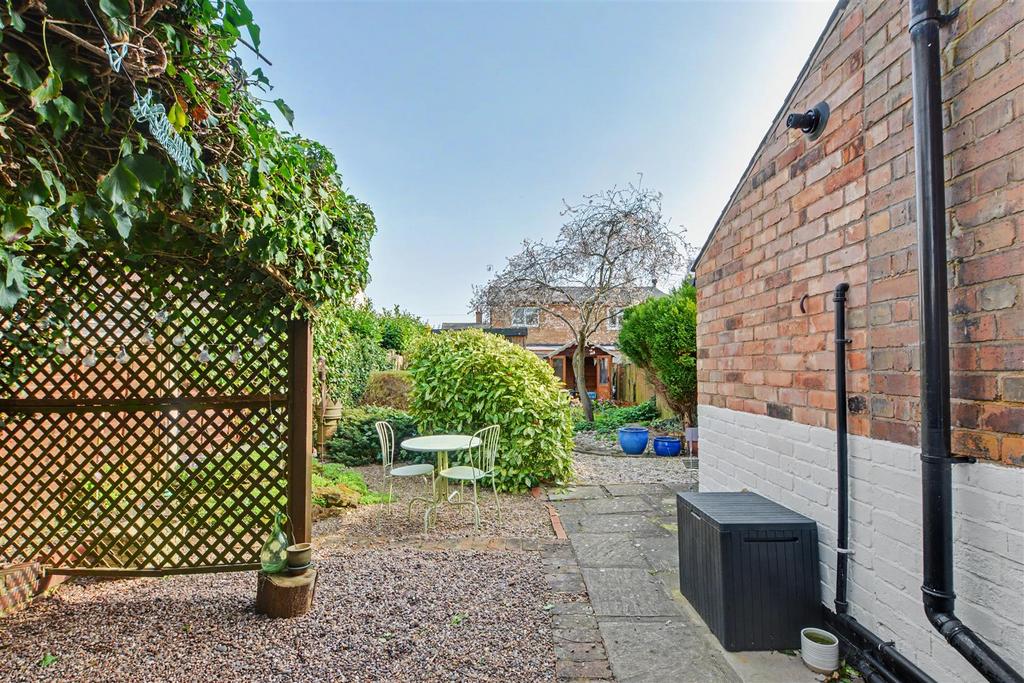 Garden 5.jpeg